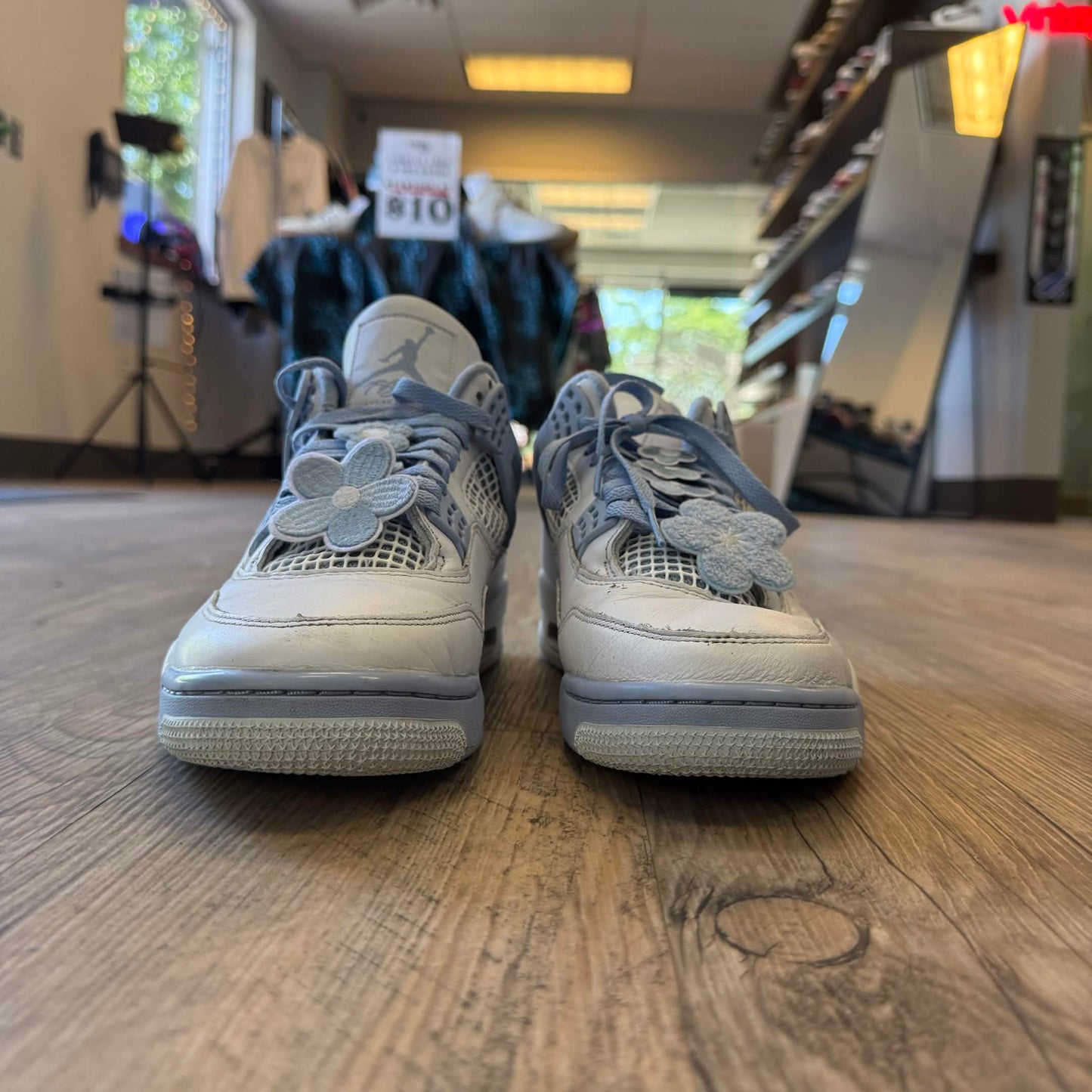 Jordan 4 Retro Forget Me Not (Womens) USED NO BOX
