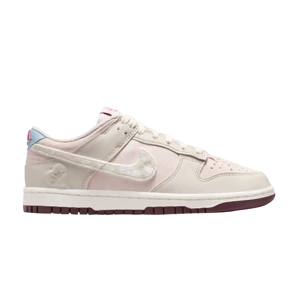 Nike Dunk Low Valentines Day (2026) (Women's)