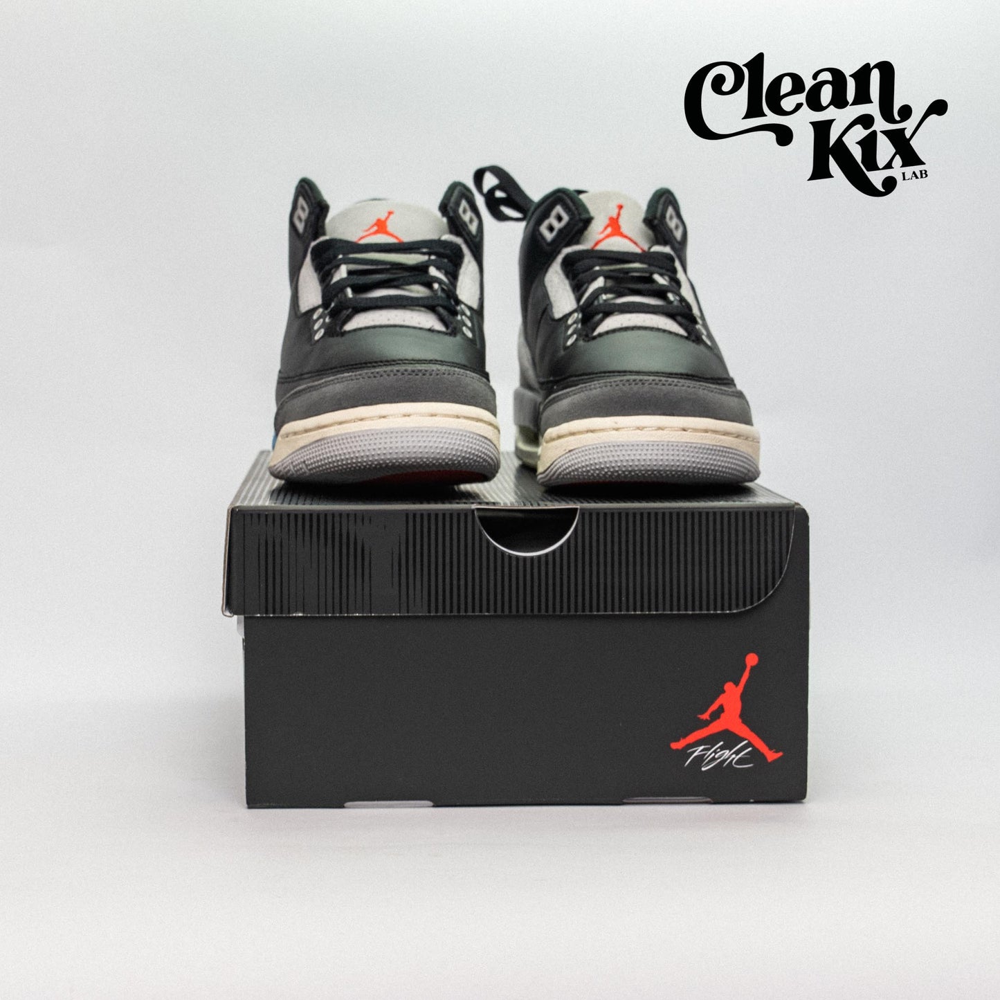 Jordan 3 Retro OG "Rare Air"