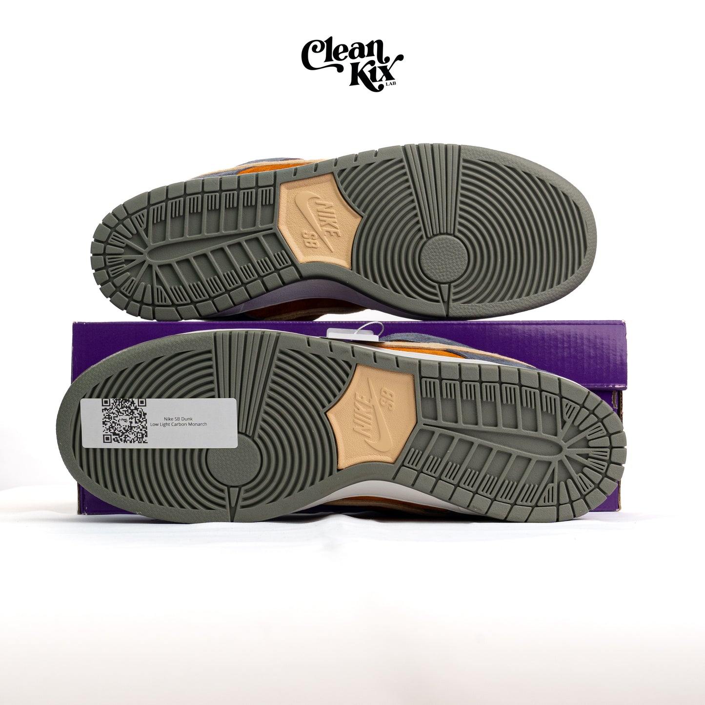 Nike Dunk "Light Carbon Monarch"