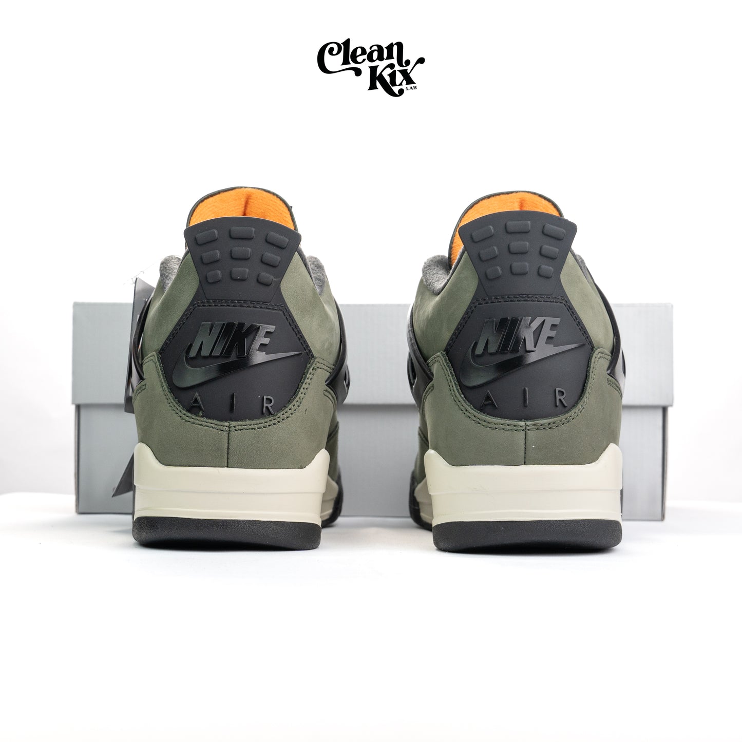Jordan 4 Retro OG SP Undefeated (2025)
