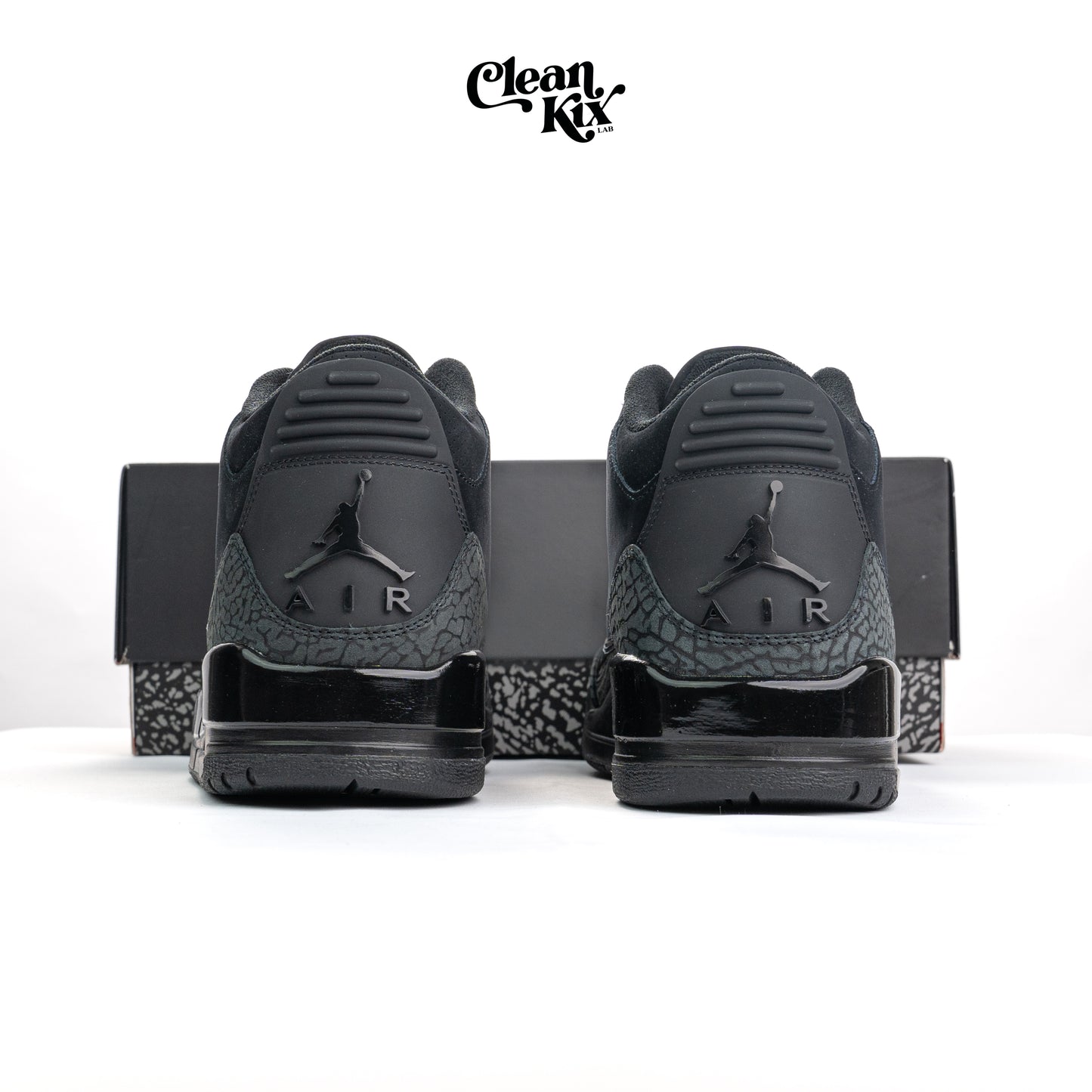 Jordan 3 Retro Black Cat (2025)