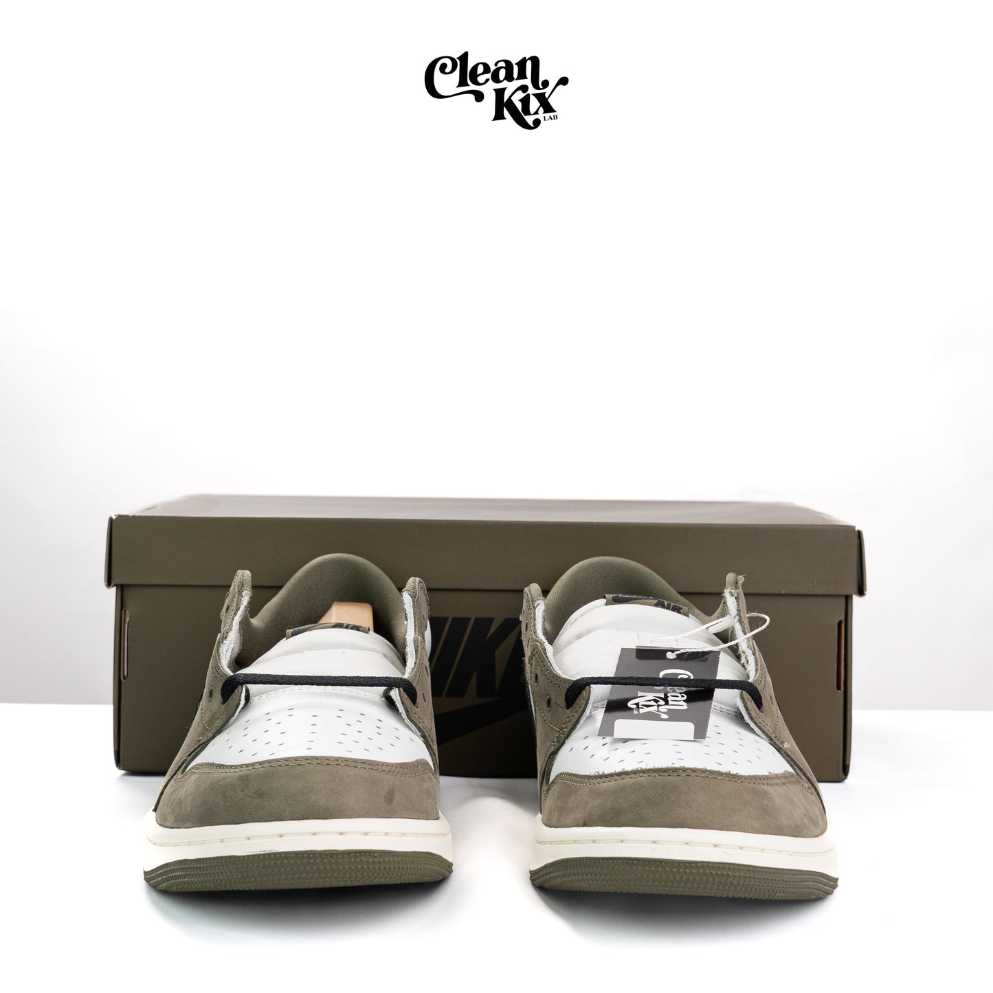 Jordan 1 Retro Low "Medium Olive"