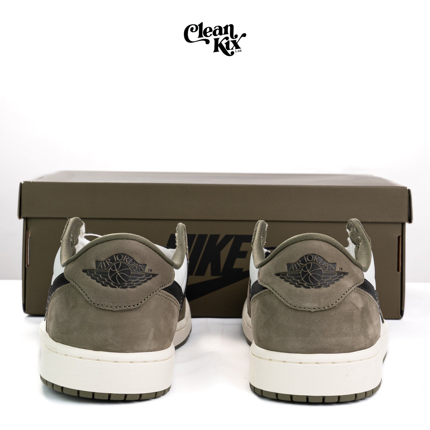 Jordan 1 Retro Low "Medium Olive"