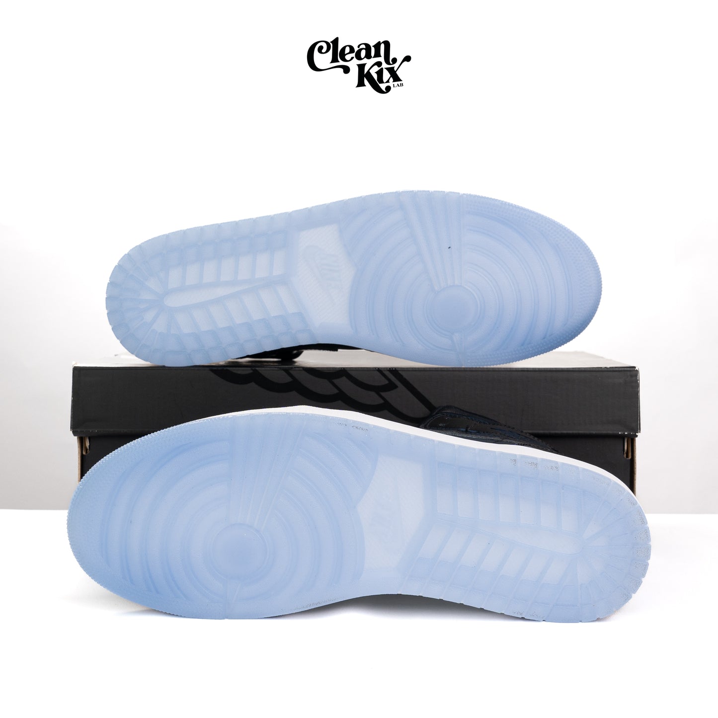 Jordan 1 Mid SE Space Jam