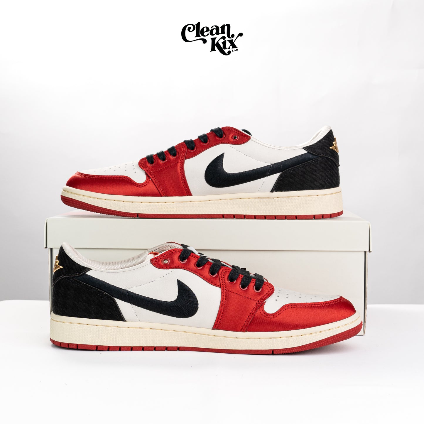 Jordan 1 Retro Low OG Trophy Room Rookie Card Away