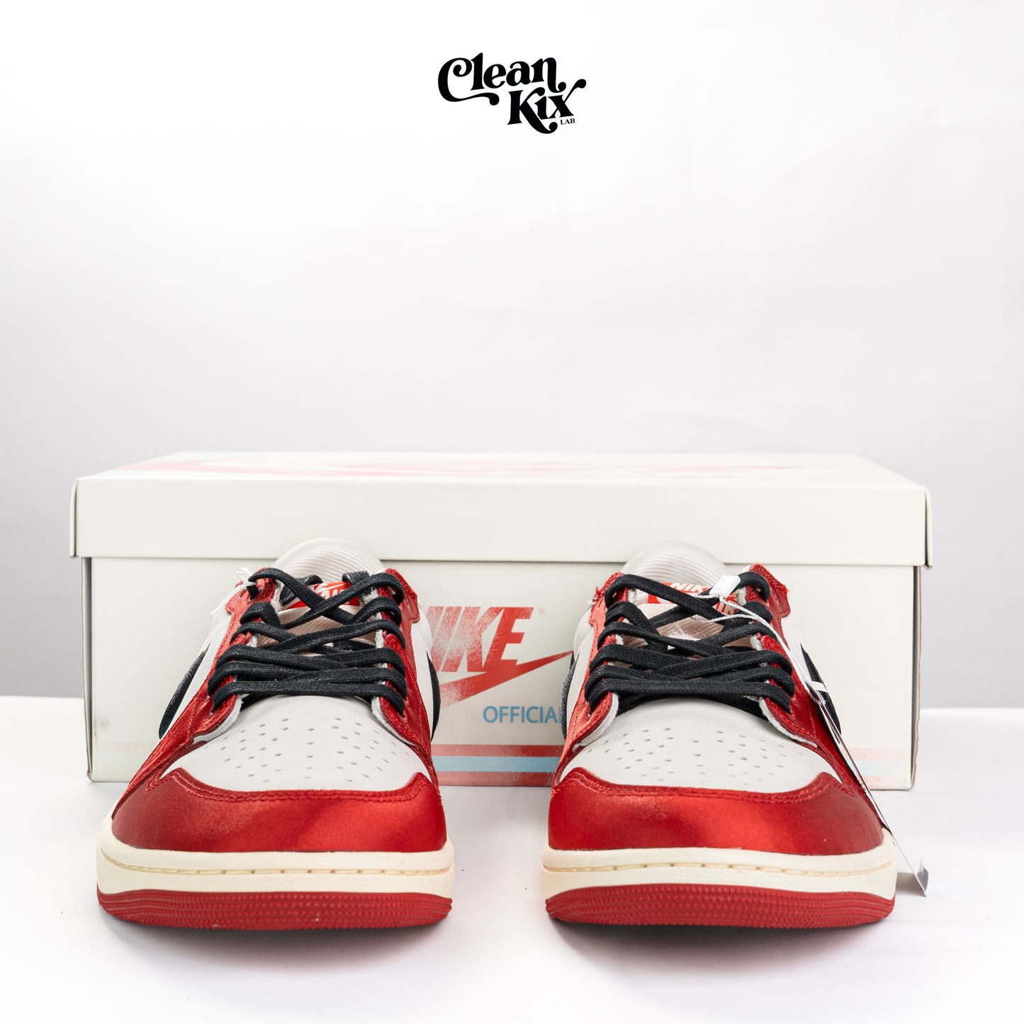 Jordan 1 Retro Low OG Trophy Room Rookie Card Away