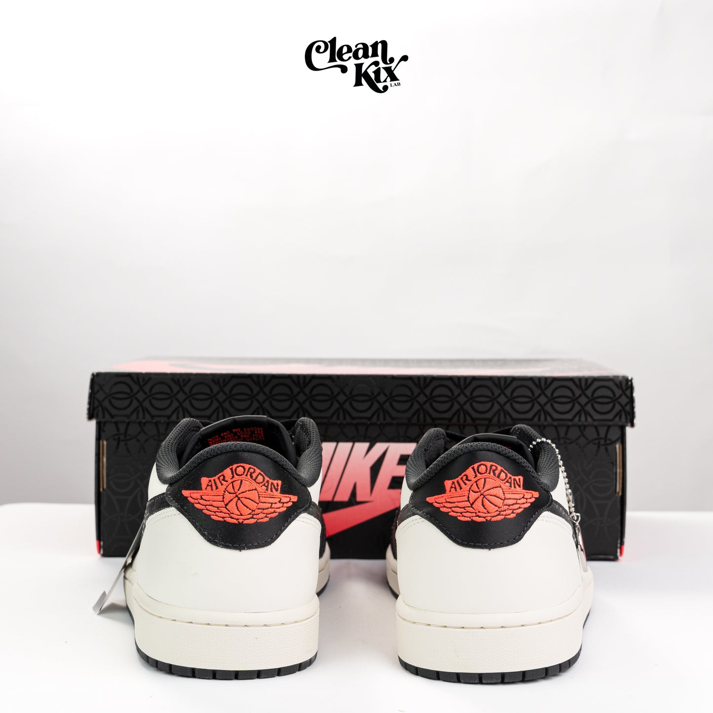 Jordan 1 Retro Low OG PSG Paris Saint-Germain