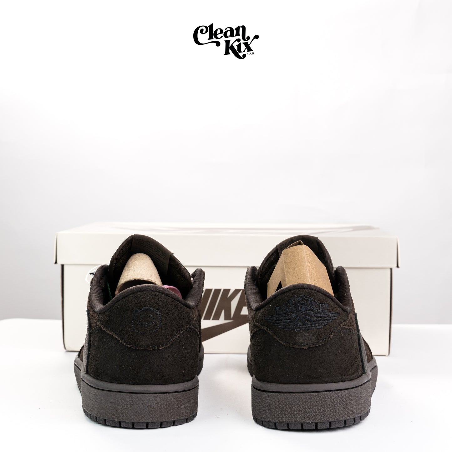 Jordan 1 Retro Low OG SP Travis Scott Velvet Brown