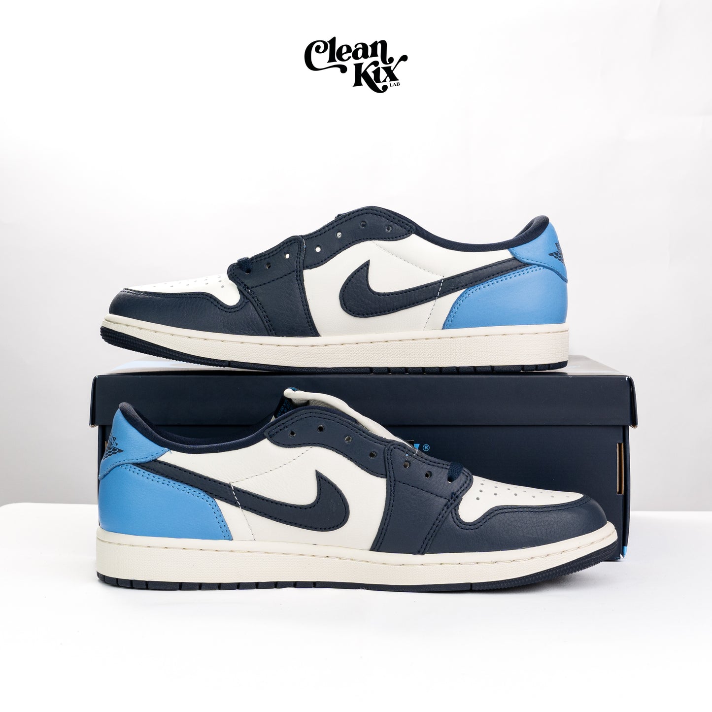 Jordan 1 Low OG Obsidian UNC