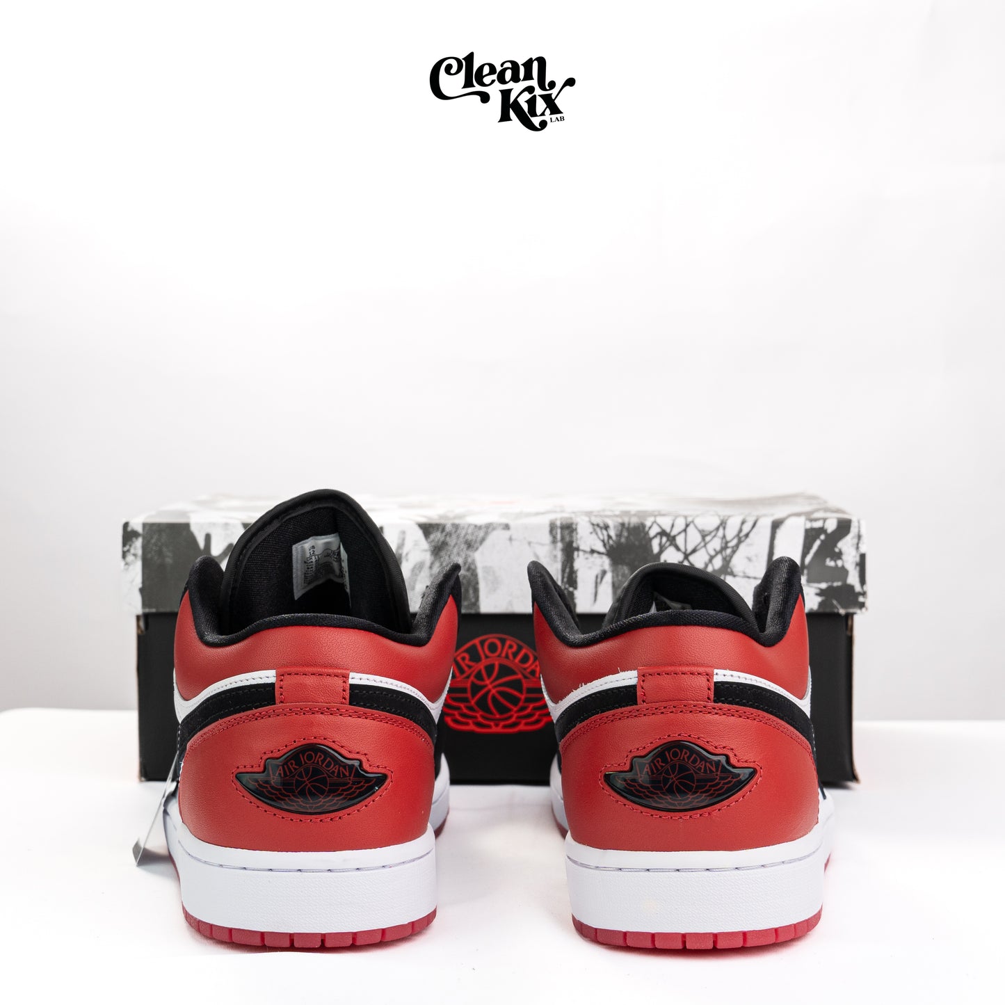 Jordan 1 Low SE Black Toe (2025)